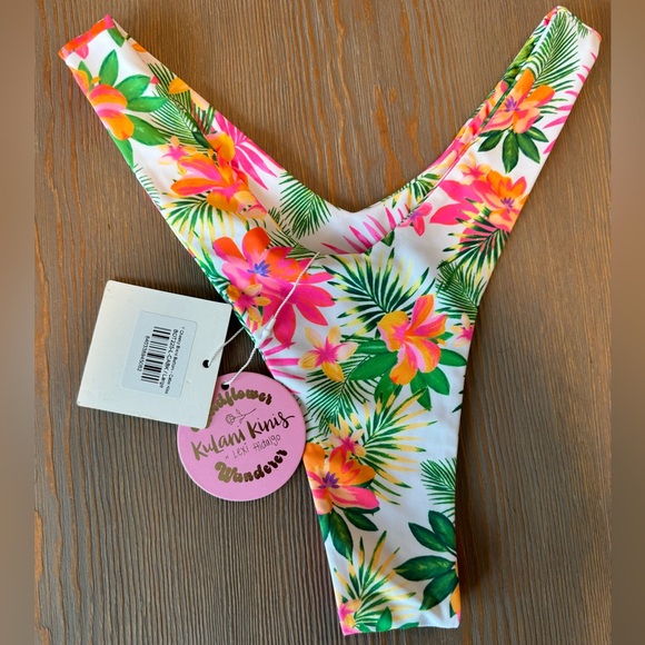 Kulani Kinis Lexi Hidalgo Cabo Kiss Y Cheeky Bikini Bottom Large - Picture 6 of 9